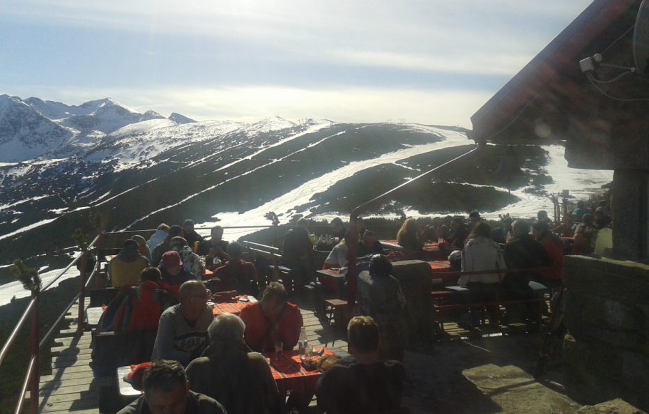 Yastrebets Hut