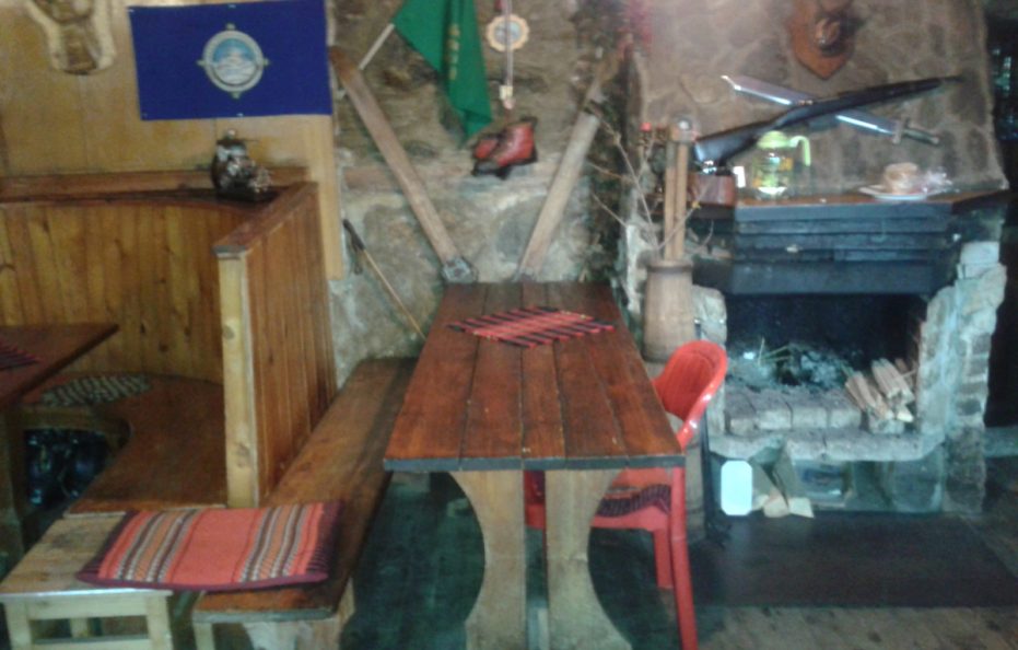 Yastrebets Hut