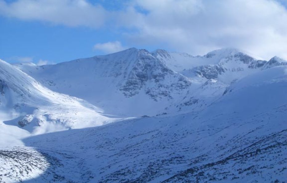 Yastrebets Hut