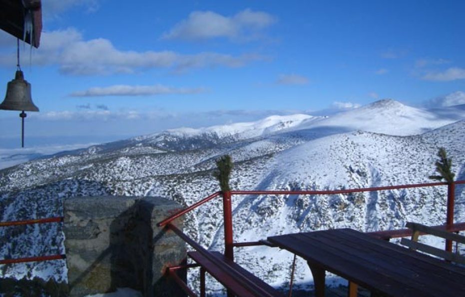 Yastrebets Hut