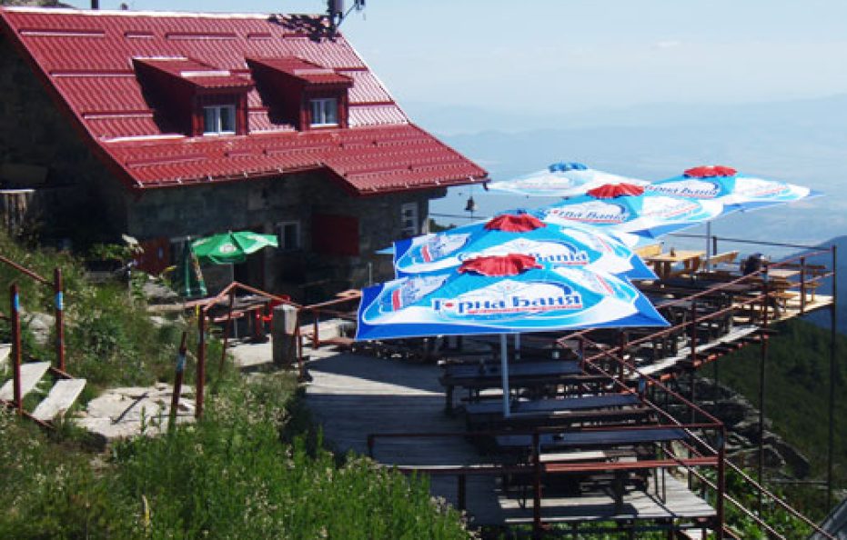 Yastrebets Hut