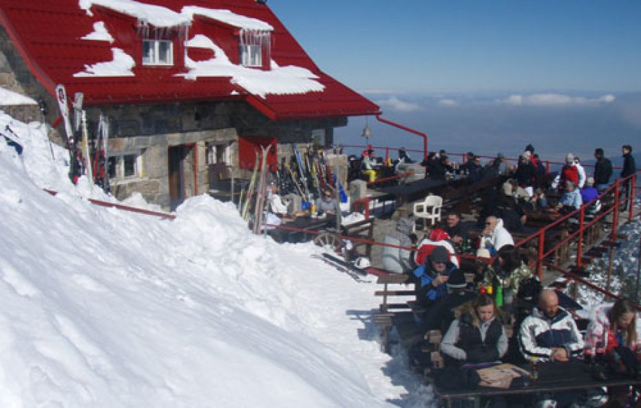 Yastrebets Hut