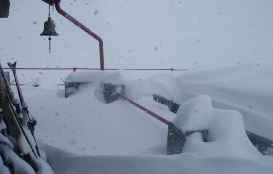 Yastrebets Hut