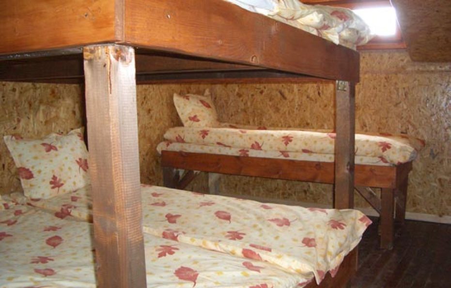 room for 5