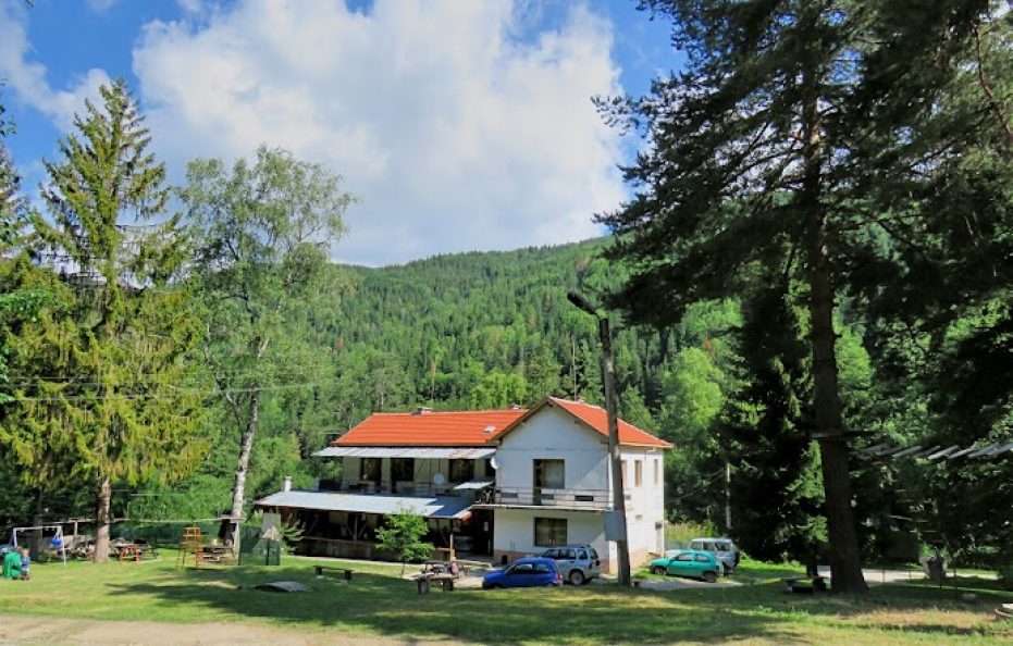 Bodrost hut