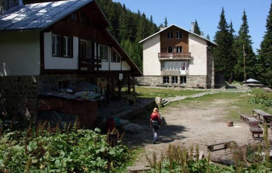 skakavitsa hut