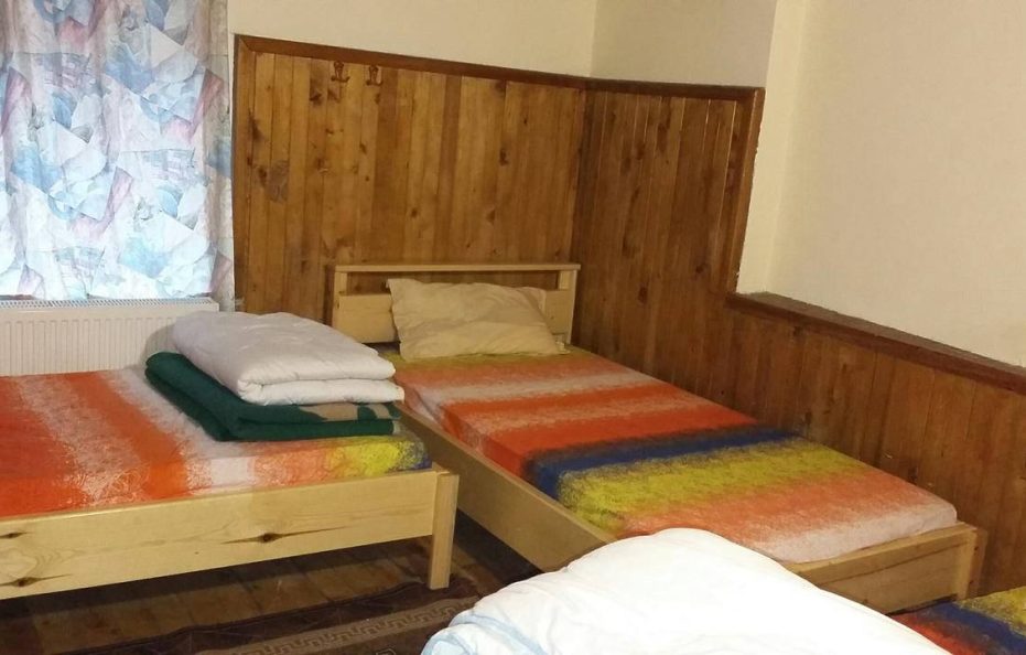 skakavitsa hut room for 2, 3, 4 or more