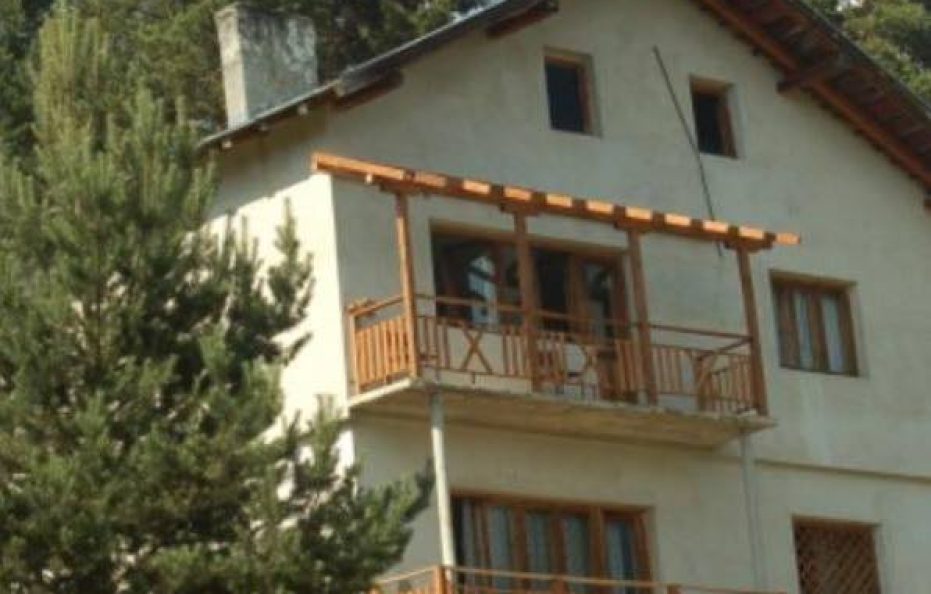 Dobarsko hut