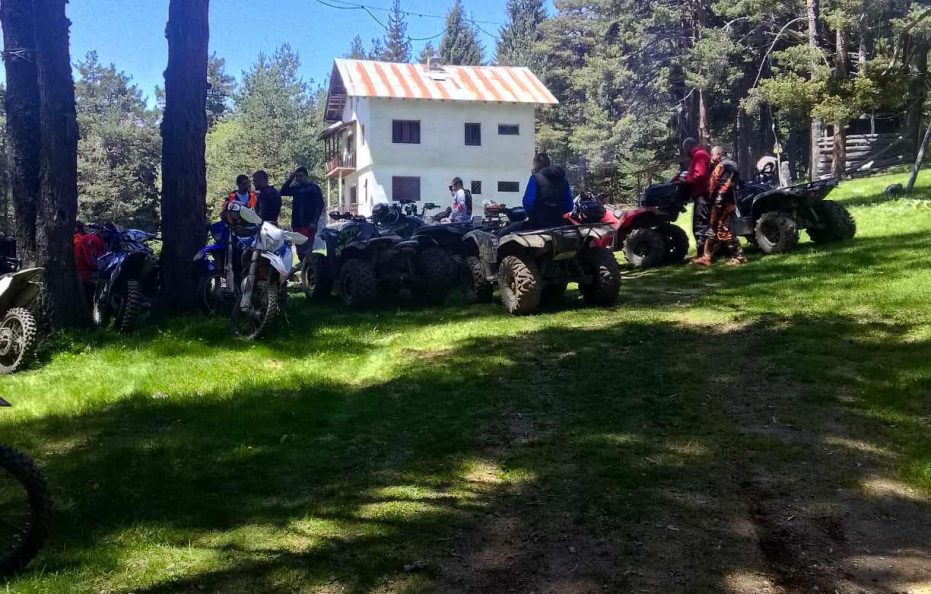 Dobarsko hut