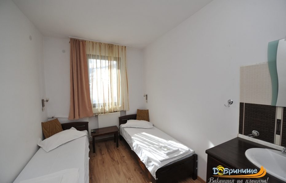 bezbog hut double room