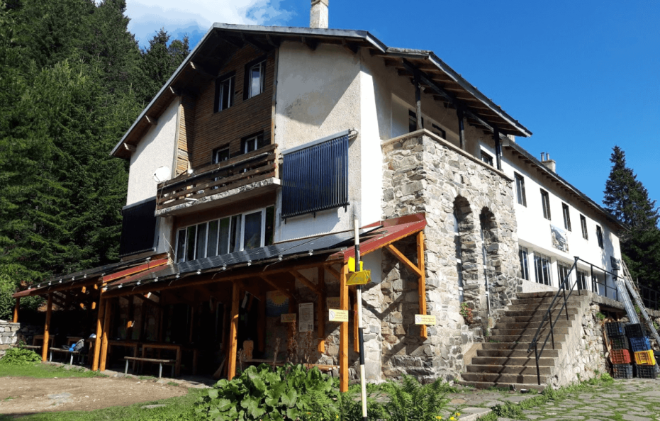 skakavitsa hut
