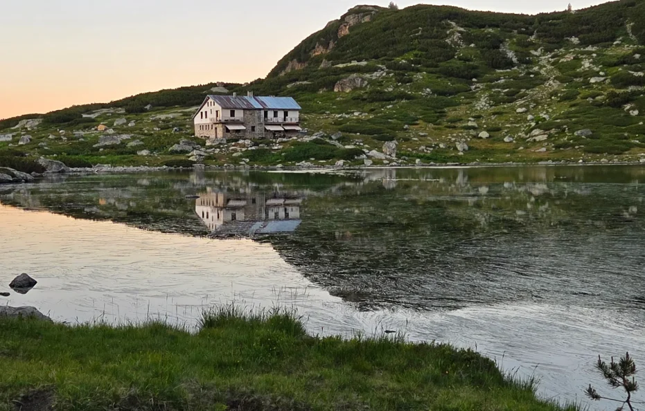 seven rila lakes (sedemte rilski ezera) hut