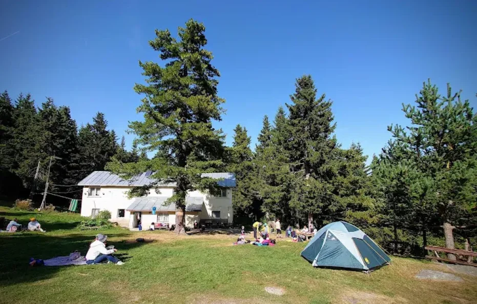 Chakyr Voivoda Hut