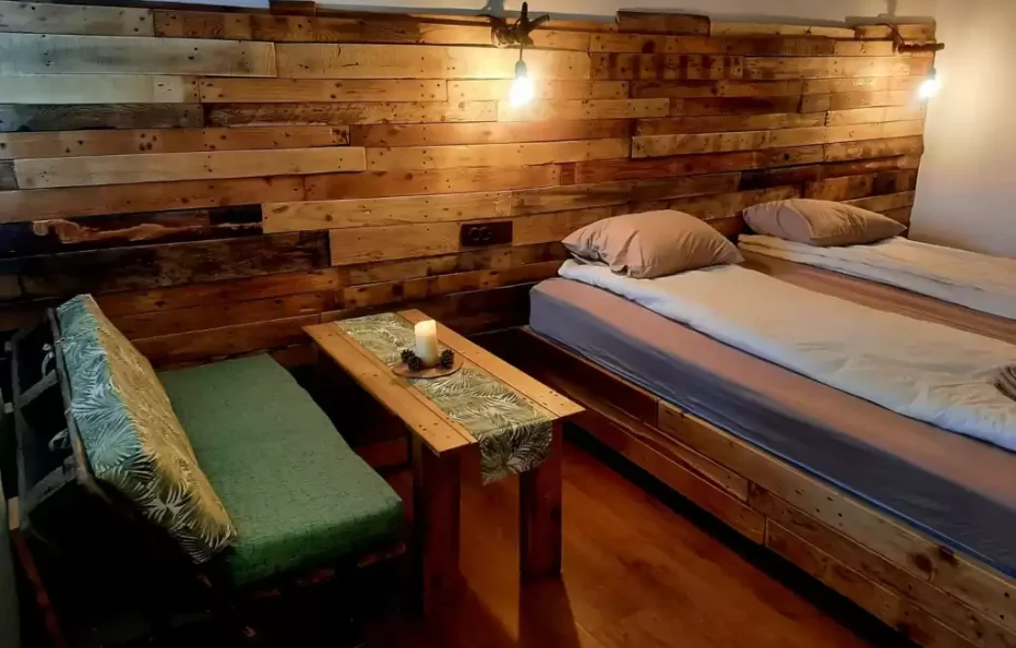 hristo smirnenski hut apartment renovated