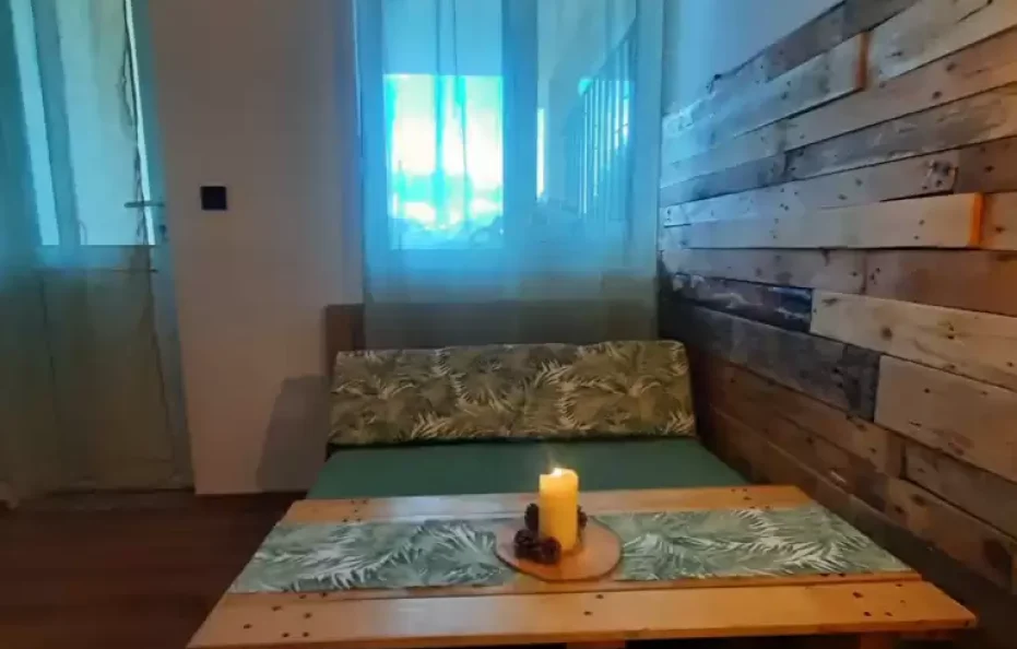 hristo smirnenski hut apartment renovated