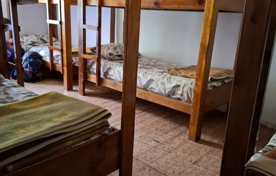 sinanitsa hut rooms