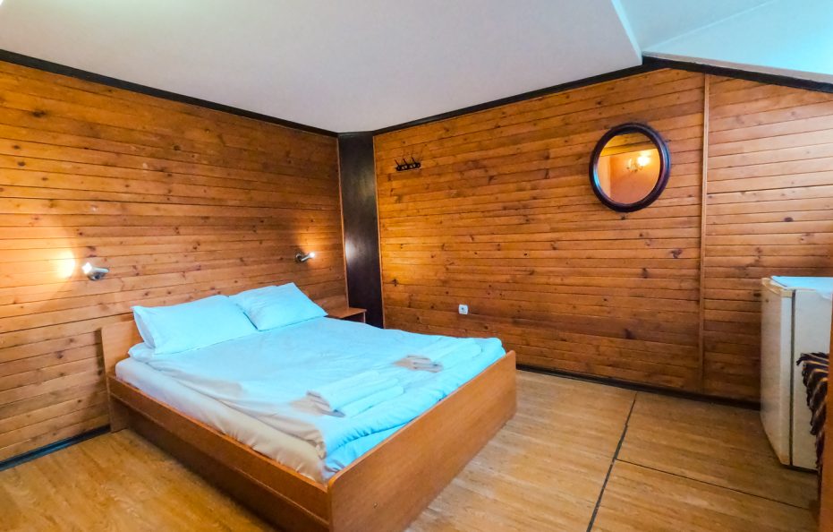 Zvezdica hut rooms