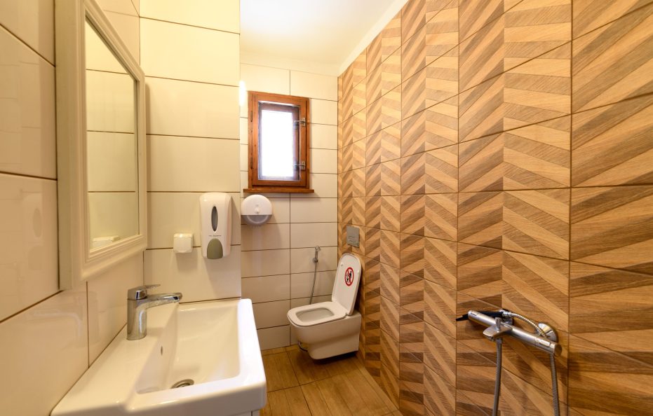 Septemvri hut triple room