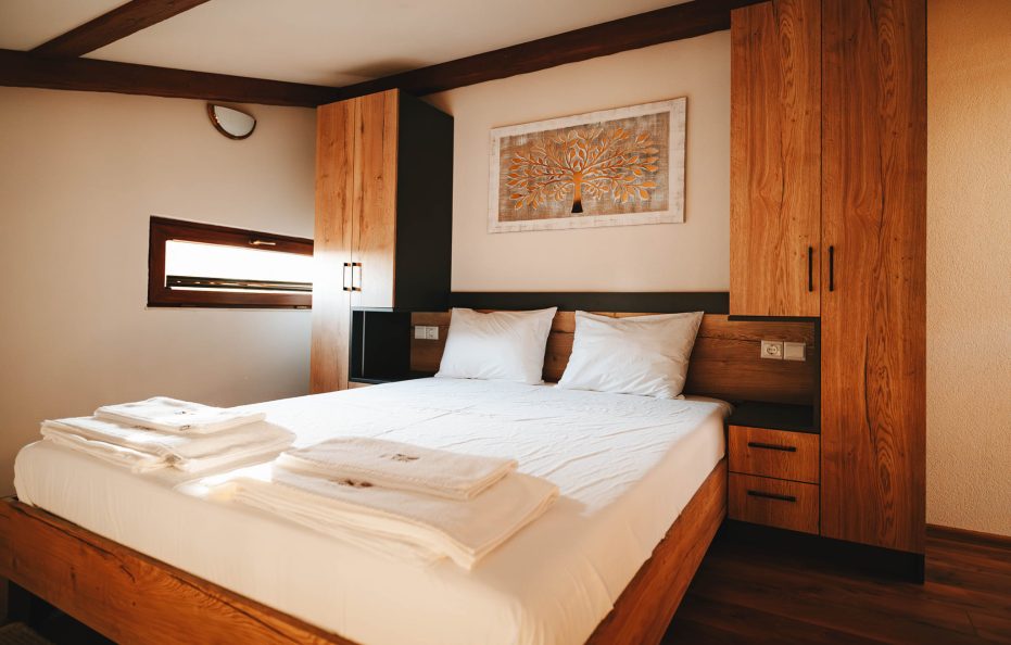 Marciganica hut rooms