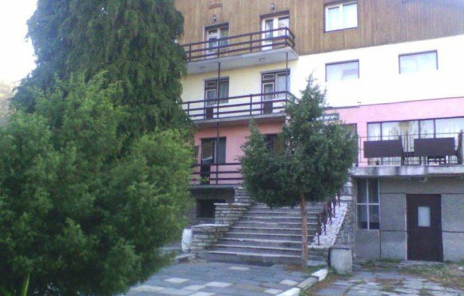 Akademik hut (rodopski partizani)