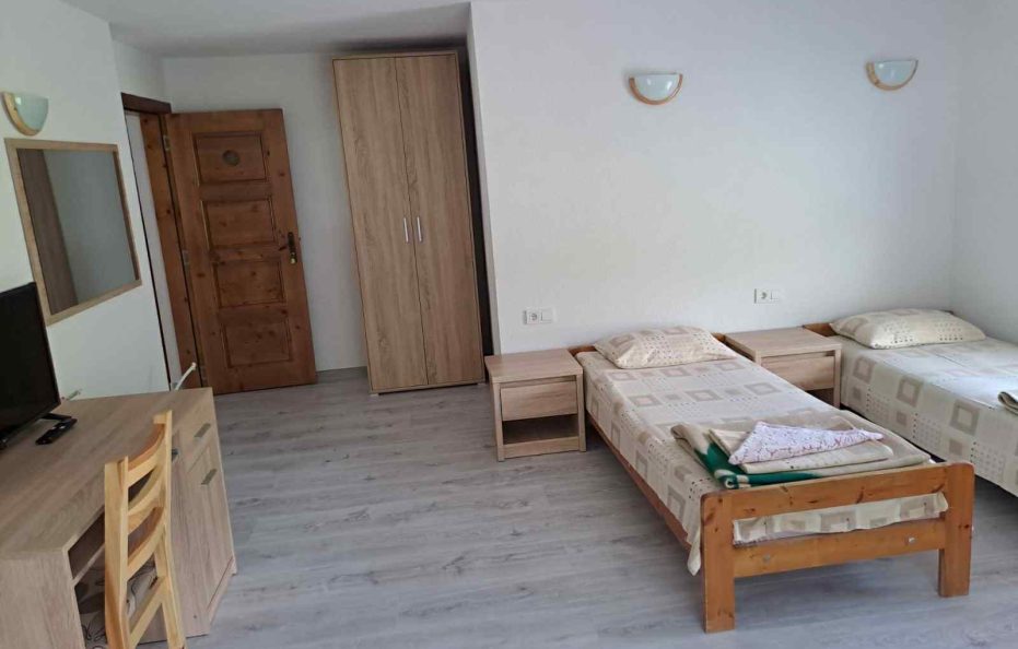 Teshel hut rooms