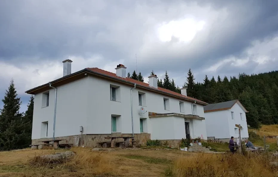 Svoboda hut