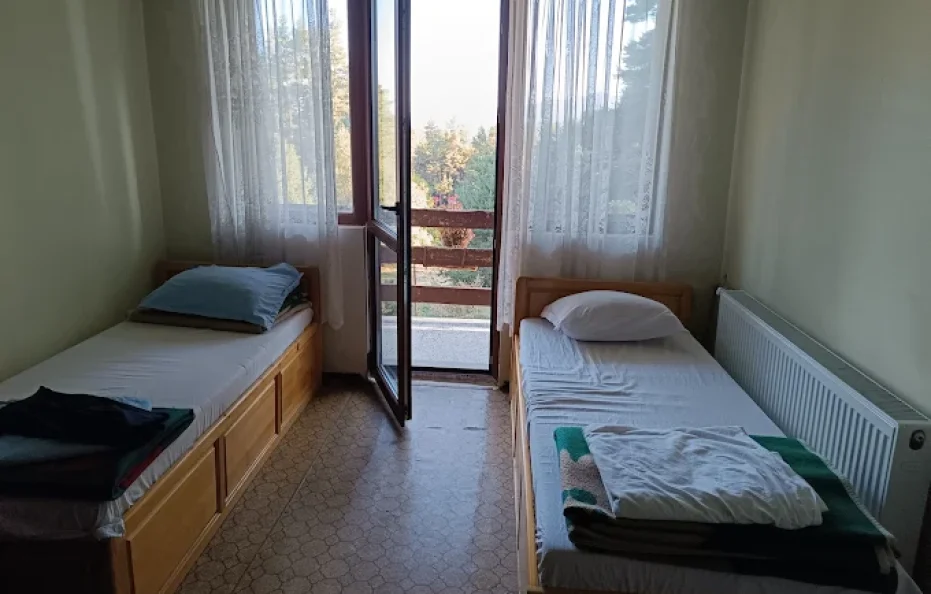Varhovrah hut rooms