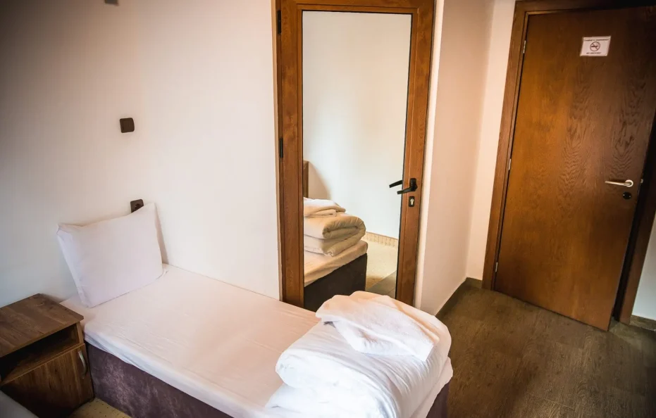 Dobrila hut room 203