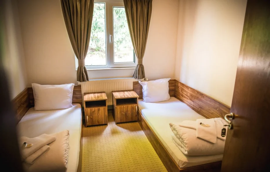 Dobrila hut room 206, 207