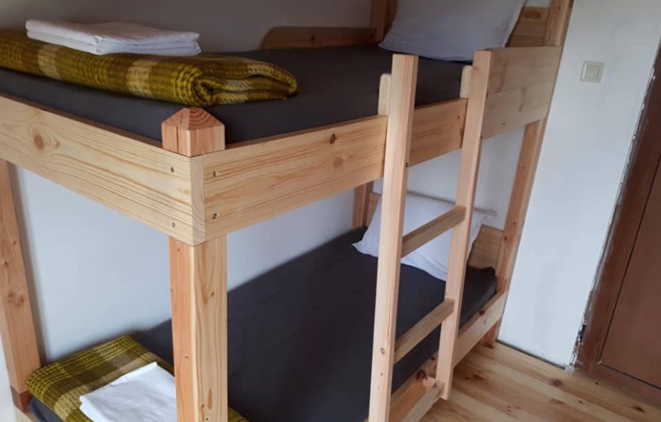 Mazalat hut rooms
