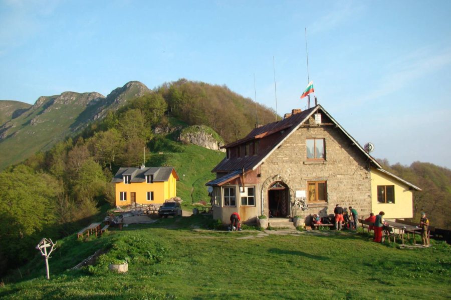 Mazalat hut