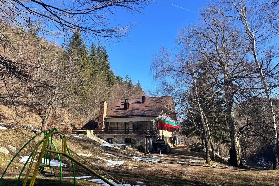 Proboinitsa hut