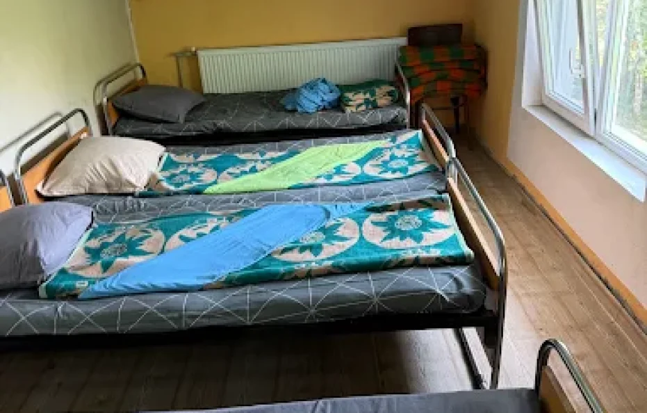 Ravnec hut rooms
