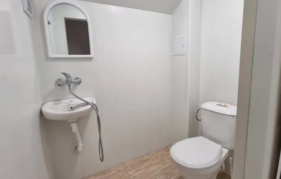Proboinitsa hut rooms