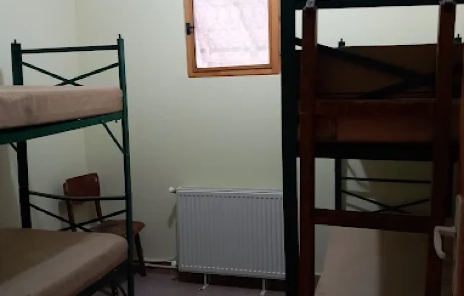 Strazhata hut rooms